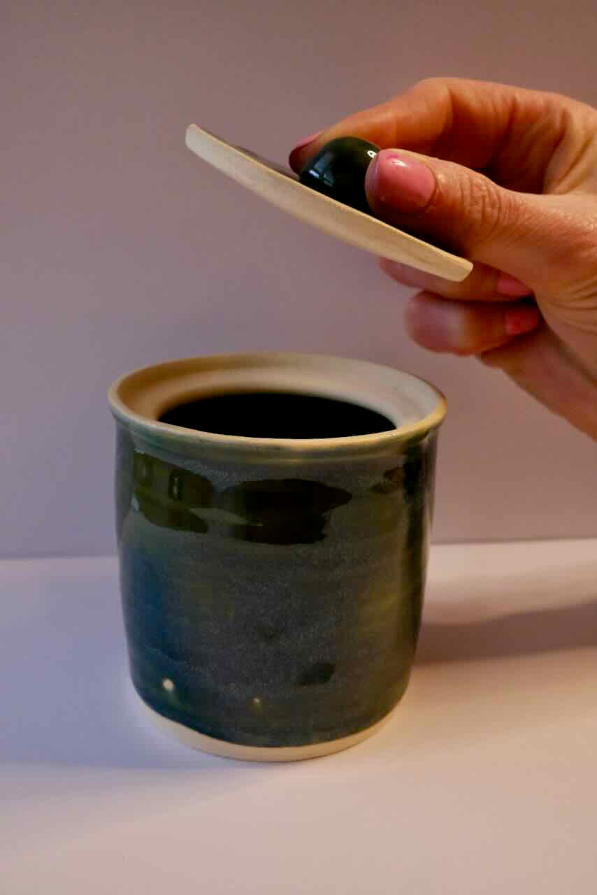 Green Gloss Lidded Jar- 6 oz